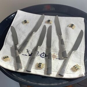 Oneida Cheviot pattern Set of 6 Serrated Table Knives 18/10 SS